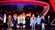 吃娱乐瓜观众,揭秘明星们的甜蜜与苦涩